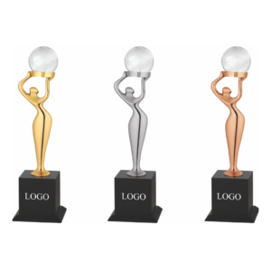 Crystal and metal trophies in Gurgaon