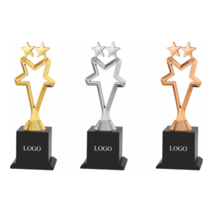 Crystal and metal trophies in Gurgaon